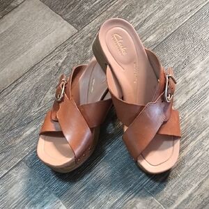 Clarks Women's Brown Leather Sandals